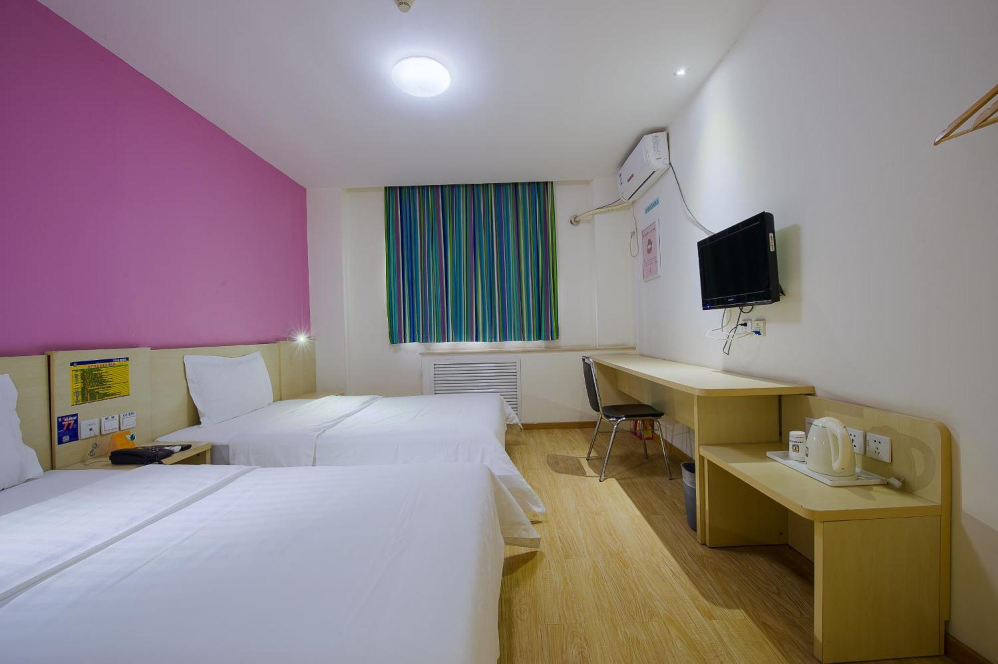 7Days Inn Guangzhou South Railway Station Huijiang Subway Station Esterno foto